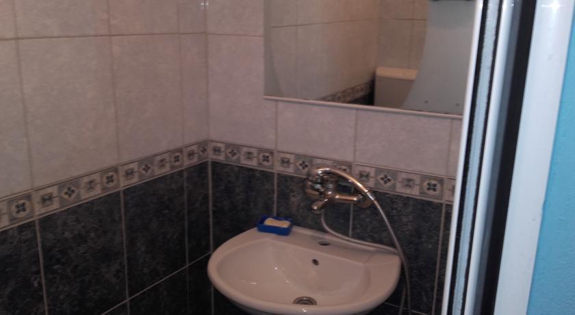Guest House Dragomir Sutomore Exterior photo