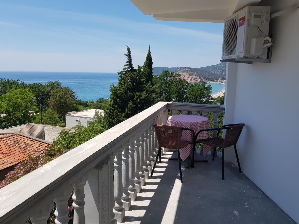 Guest House Dragomir Sutomore Exterior photo
